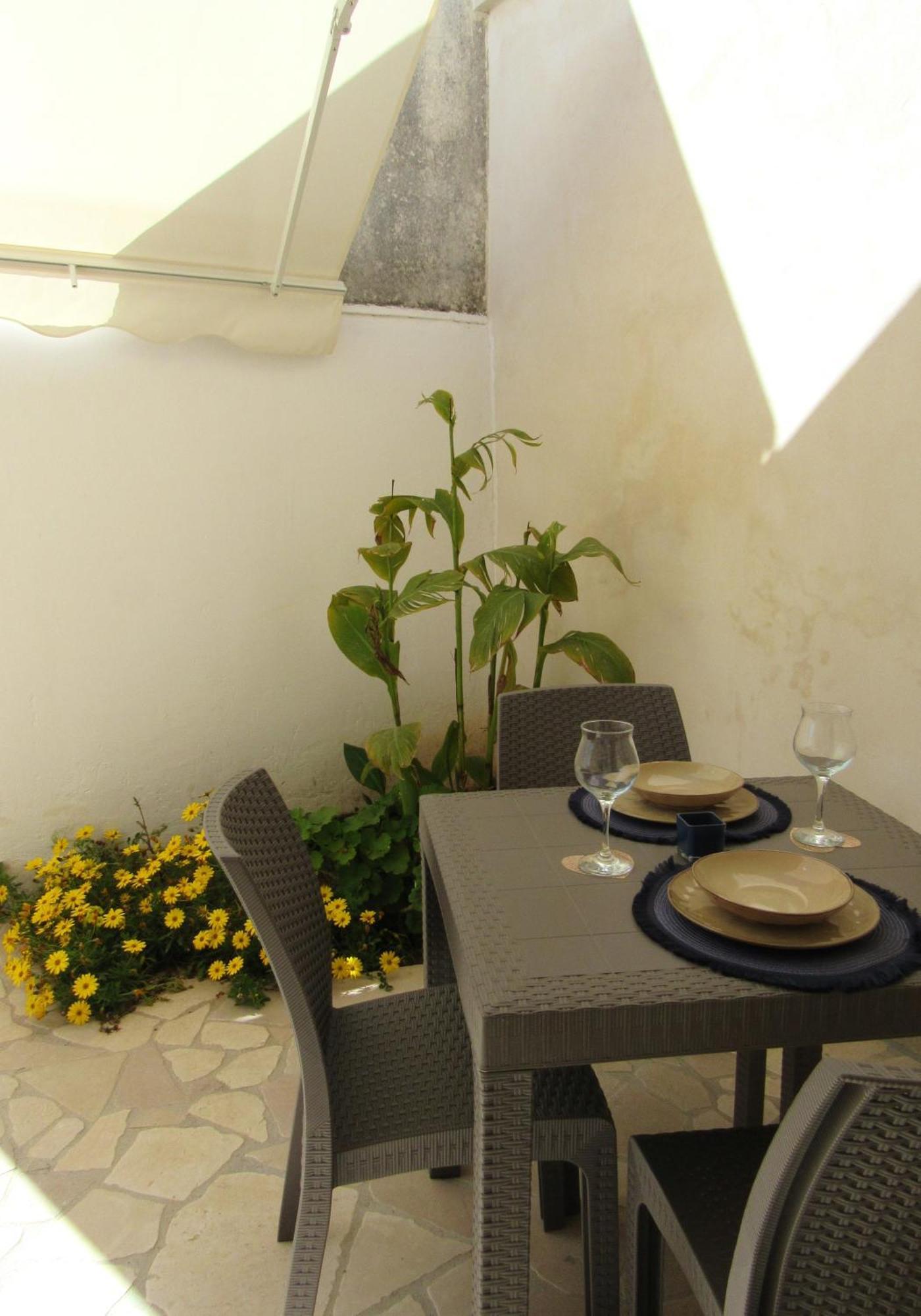 Broom House San Foca Bagian luar foto